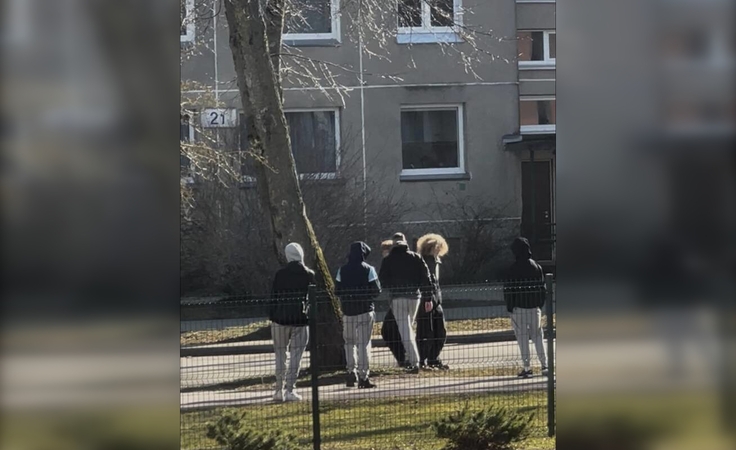 Pagalba: ar paaugliai iš tiesų nuskriaudė berniukus, nežinia, tačiau matant pavojų pareigūnai visada pataria kreiptis į juos.