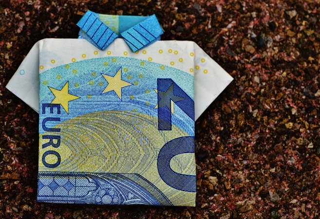 ECB dar kartą paliko galioti dviejų procentų palūkanų normą