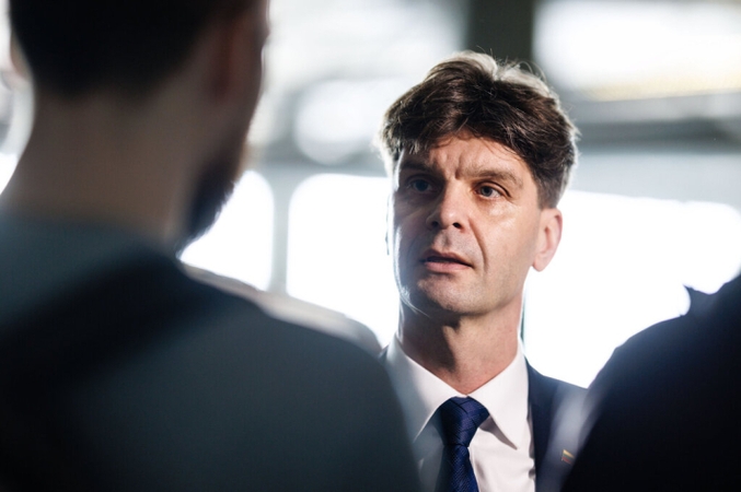 Regionų teismas turės iš naujo nagrinėti VRK sprendimą dėl Igno Vėgėlės politinės reklamos