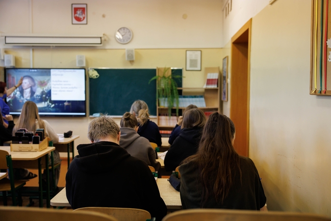 Vilniaus meras apie pamokų laiką: privalomo sprendimo iš savivaldybės nebus