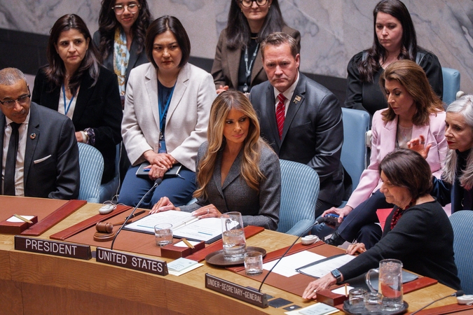 Melania Trump pirmininkavo JT Saugumo Tarybos posėdžiui