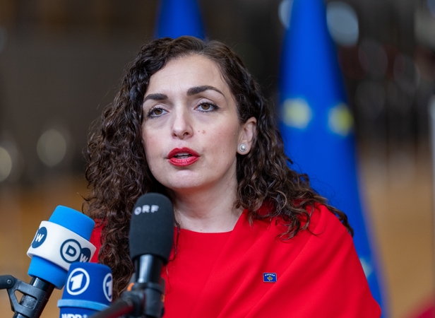 Kosovo teismas atmetė prezidentės dekretą dėl parlamento paleidimo