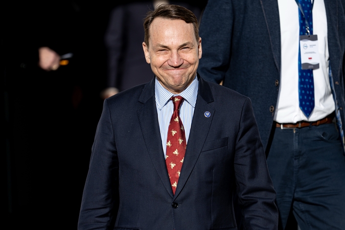 Lenkija neplanuoja įsitraukti į karą Artimuosiuose Rytuose