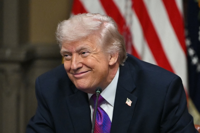Ekspertas: Trumpas galėtų užbaigti karą Ukrainoje vos keliais skambučiais