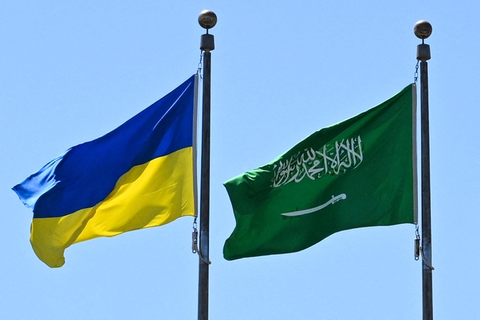 Žiniasklaida: Saudo Arabija su Ukraina rengia didžiulį sandorį dėl ginklų įsigijimo