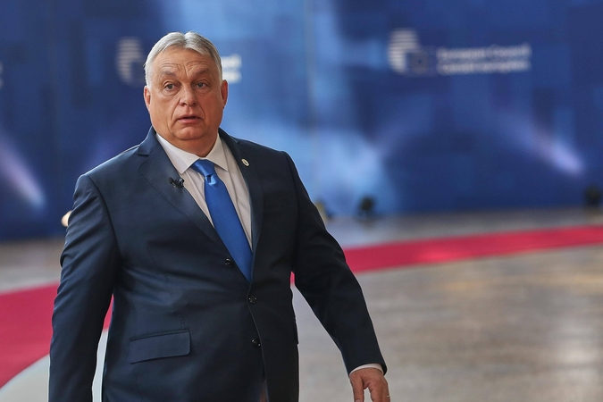 ES lyderiai smerkia Viktorą Orbaną dėl veto Ukrainos paskolai