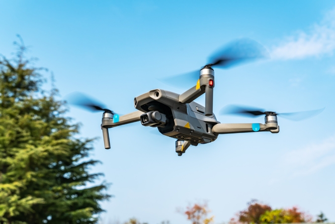 Dėl dronų – neramios naktys Baltijos šalyse: ką daryti?