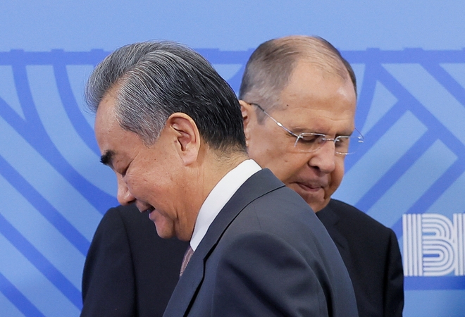 Wang Yi ir Sergejus Lavrovas