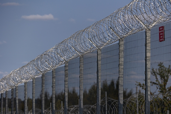 Pasienyje su Baltarusija apgręžta dešimt neteisėtų migrantų
