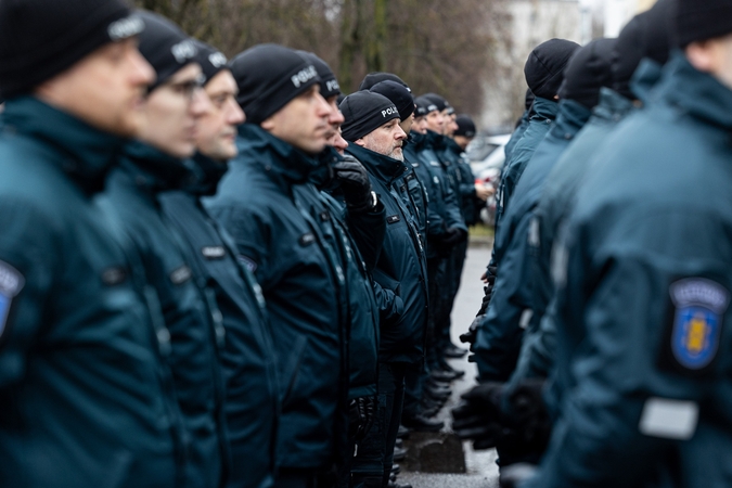 Kėdainiuose dingo į Kauną turėjusi grįžti paauglė: kai surado policija, ji iššoko pro langą
