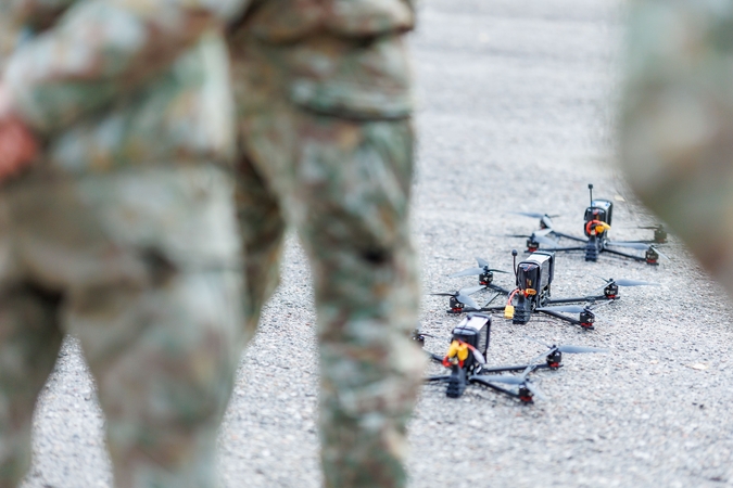 Kaune atidaroma dronų valdymo mokymo stovykla