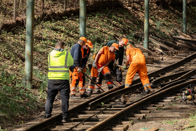 Darbai: šiuo metu tvarkomi Žaliakalnio funikulieriaus pabėgiai.