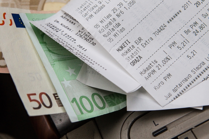 Pusšimtis Seimo narių bando gelbėti „čekiukų“ bylose įklimpusius politikus
