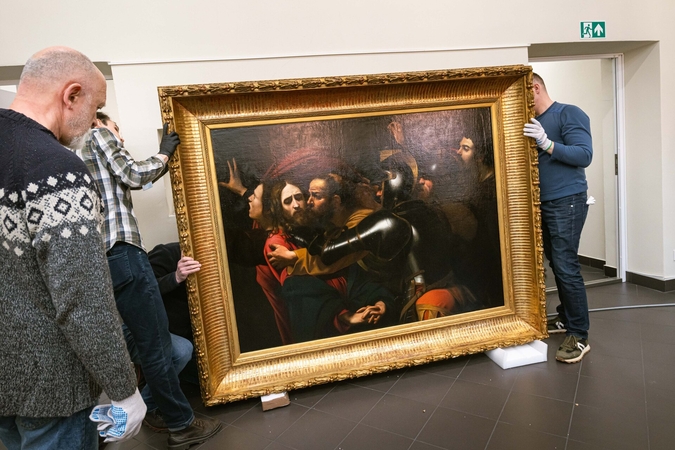 Lydimas apsaugos į Lietuvą iš Ukrainos atvežtas Caravaggio paveikslas „Kristaus suėmimas“