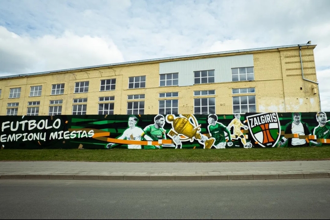 Kaunas – futbolo čempionų miestas: sieną papuošė įspūdingas grafitis