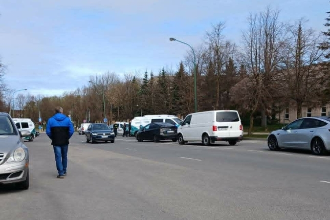 Pabėgimas iš ligoninės baigėsi tragiškai: mirė policijos pareigūnų sulaikomas vyras