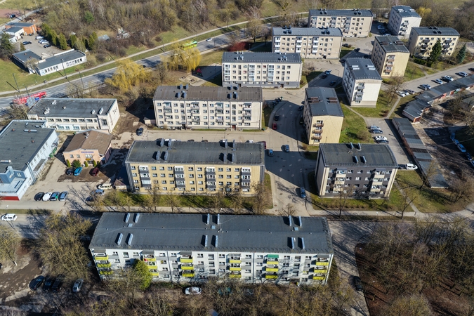 Renovacija: KBŪ, suprasdamas žmonių poreikius, nesikrato pareigos padėti modernizuojant namus ir pretenduojant į valstybės paramą.