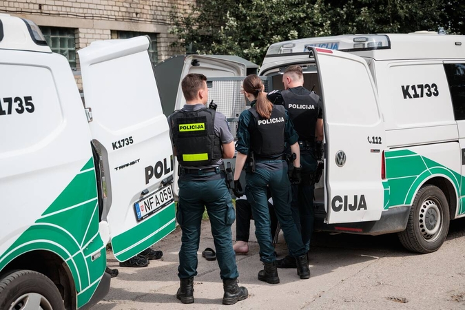 Būna ir taip: kokį žvėrį, atvežtą policijos iš Jurbarko į Kauną, vadavo ugniagesiai gelbėtojai?