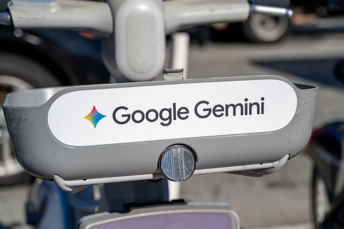 „Google“: dirbtinis intelektas leido „sugaudyti“ milijardus netinkamų skelbimų