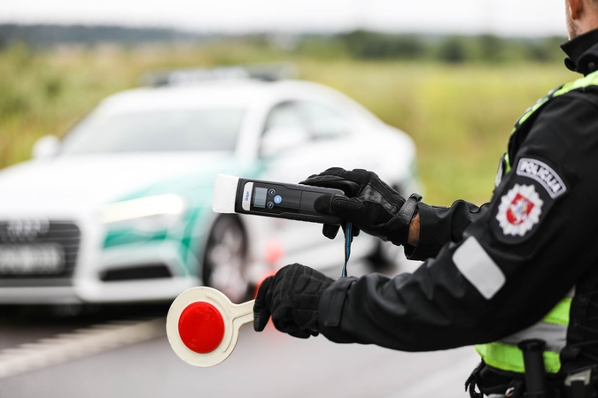 Policija paskelbė apie reidus balandį