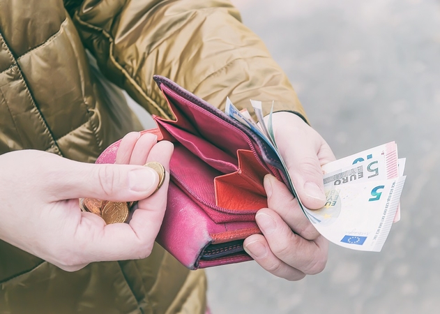 Lietuvos bankas blogina šių metų BVP augimo, didina infliacijos prognozę