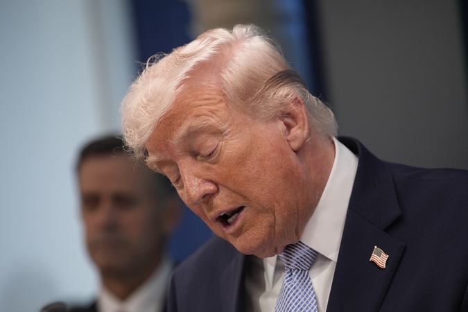 JAV įstatymų leidėjai reiškia skirtingas nuomones dėl Trumpo paliaubų