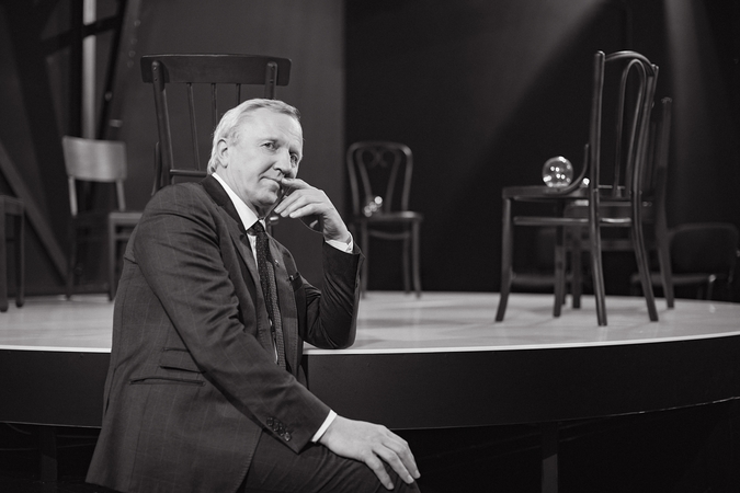 Pozicija: „Leidžiame sau bręsti patiems, bet kartu bręsta ir žiūrovas, – tai bendras kelias“, – teatro kūrėjų ir žiūrovų bendrystę pabrėžia E. Stancikas.