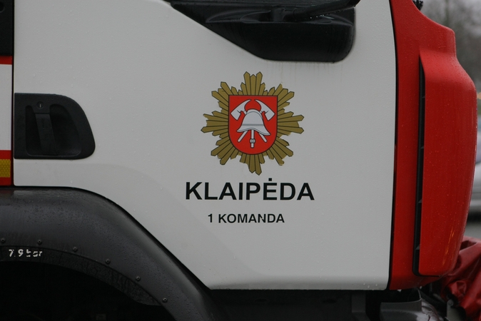 Gaisras uostamiestyje pasiglemžė sandėliuke saugomus daiktus