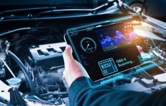 Modernu: elektrikos laboratorijose studentai dirbs su ECU diagnostikos sistemomis, CAN-BUS mokymo stendais.
