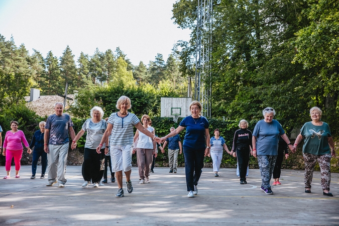 Aktyvumas: senjorai kviečiami sportuoti ir taip gerinti savijautą.