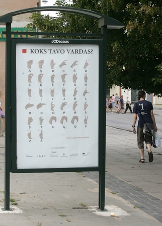 Svarbu: gestų kalba aktuali ir reikalinga ne tik patiems kurtiesiems.
