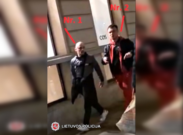 Pareigūnai turi klausimų šiems vyrams