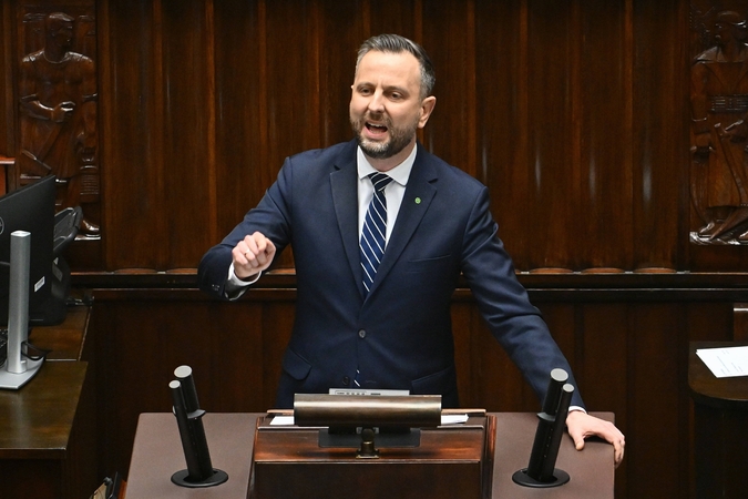 Ministras: gali vėluoti JAV karinės įrangos tiekimas Lenkijai