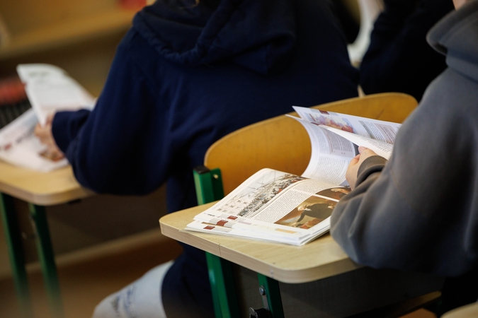 Suvalkų lietuvių pagrindinei mokyklai suteiktas „Vienybės“ vardas