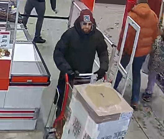 Pareigūnai aiškinasi, kas iš parduotuvės pasisavino indaplovę