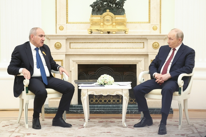 Vladimiras Putinas: Armėnija negali būti ir Europos Sąjungos, ir Rusijos muitų bloko nare