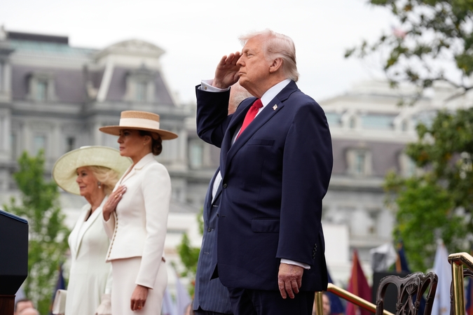 Baltųjų rūmų pareigūnas: Donaldas Trumpas svarsto Irano blokadą tęsti ištisus mėnesius