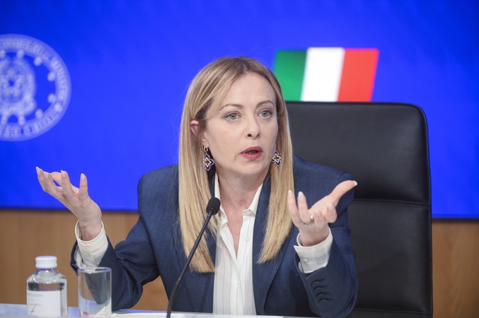 Italijos premjerė sako, kad jos dabartinis prioritetas – suvaldyti kainų kilimą