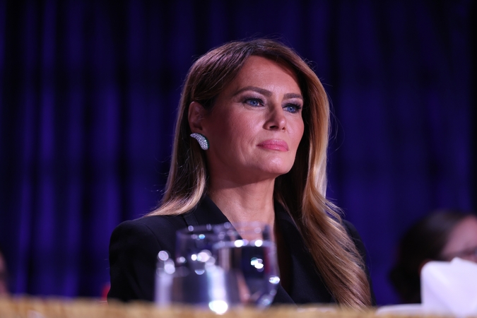 Melania Trump pasmerkė Kimmelio pokštą, kuriame ji pavadinta „būsima našle“