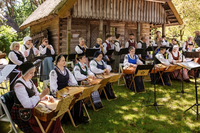 Lietuvos jūrų muziejaus Etnografinėje pajūrio žvejo sodyboje – nemokamas koncertas
