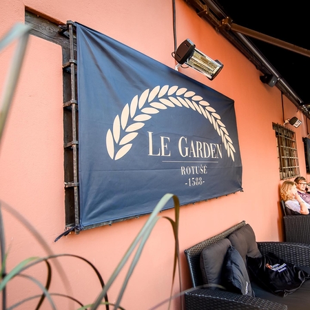 Nauja era Kauno Rotušės aikštėje: duris atveria „Le Garden Night Bar“