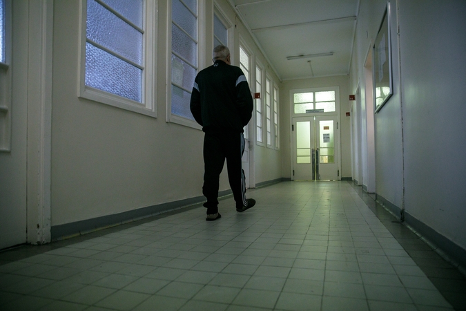 Kauno ugniagesiai kviesti išlaužti vienos Klinikų palatos šarvuotas duris, už kurių buvo 2 pacientai