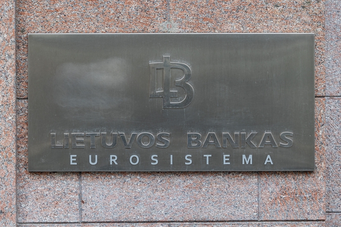 LB siūlant keisti investicinio gyvybės draudimo tvarką, draudikai prašo palaukti