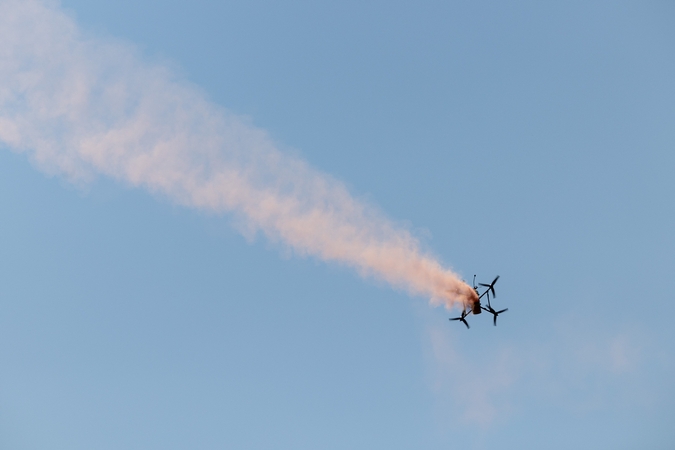 Iš Rusijos į Latvijos oro erdvę įskrido keli dronai: du iš jų sudužo