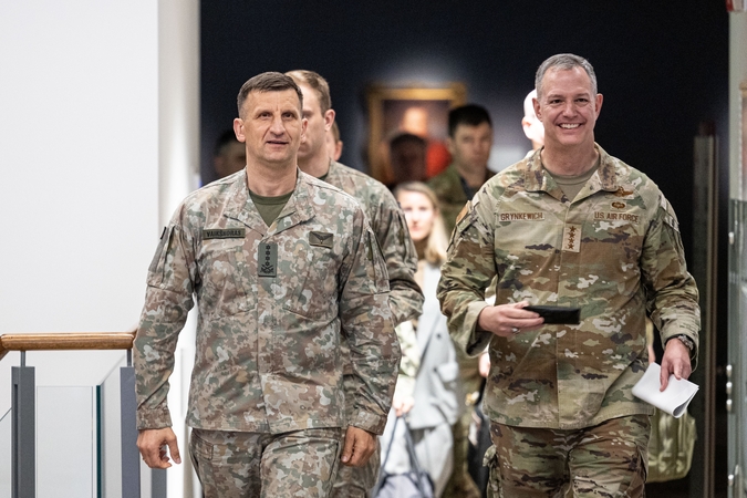 Vaikšnoras: lengvai ir drąsiai galėtume priimti daugiau nei 1 tūkst. papildomų JAV karių