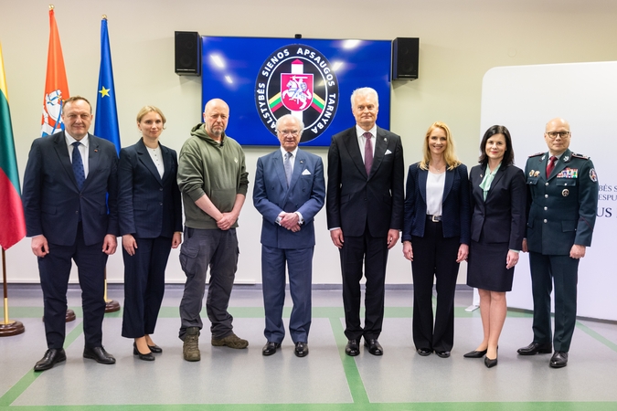  Prezidento ir Švedijos karaliaus apsilankymas Valstybės sienos apsaugos tarnybos padalinyje