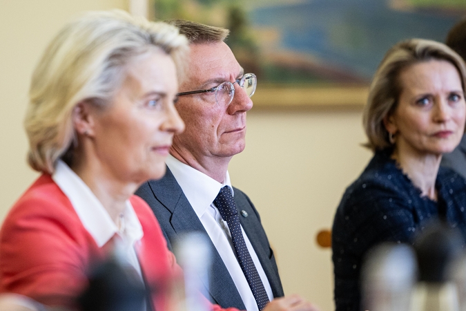 EK pirmininkė: dronų incidentai Baltijos šalyse yra tyčinė Rusijos strategija
