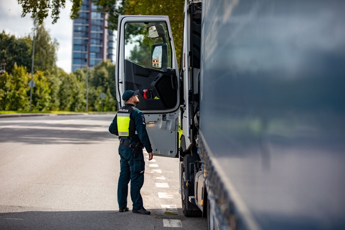 Policija