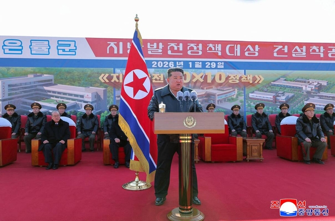 Jei būtų surengtas pasikėsinimas į Kim Jong Uną, Šiaurės Korėja panaudotų branduolinį ginklą