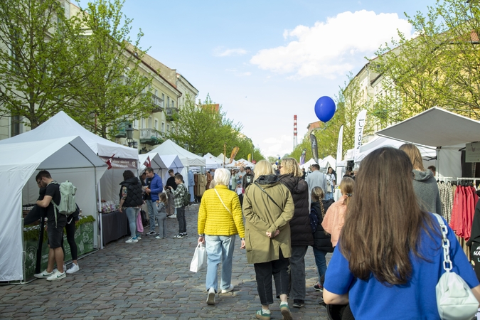 Klaipėdą užliejo mugės šurmulys